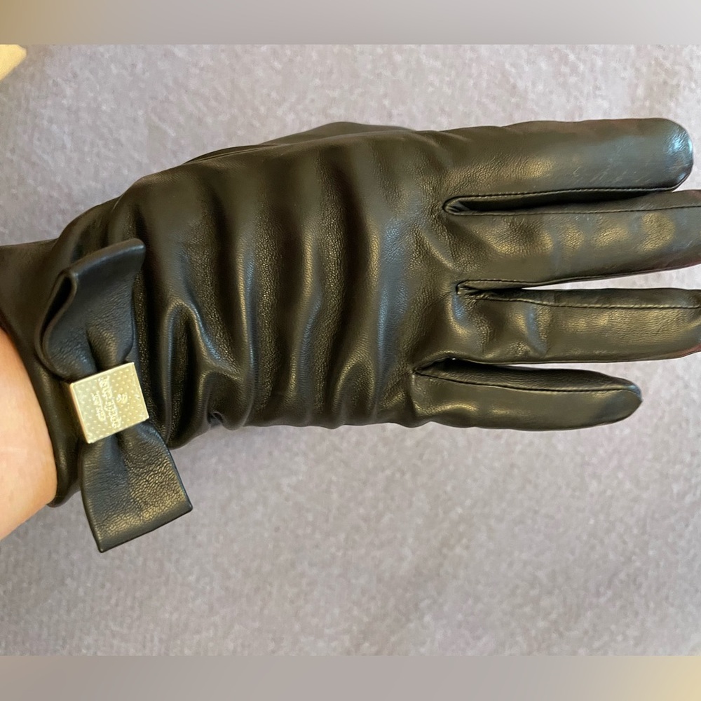 Black leather gloves